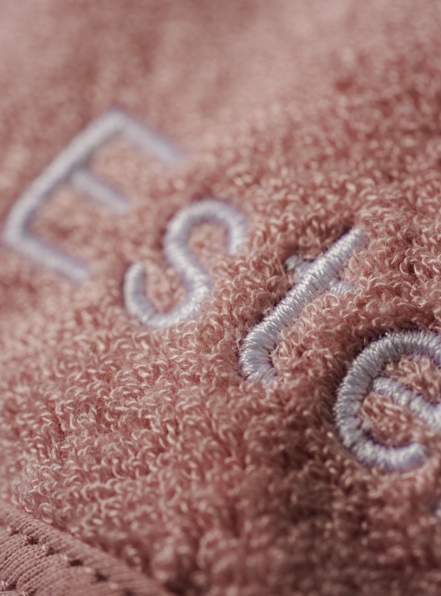 Luxurious Bamboo Hooded Towel (Dreamy Rose)