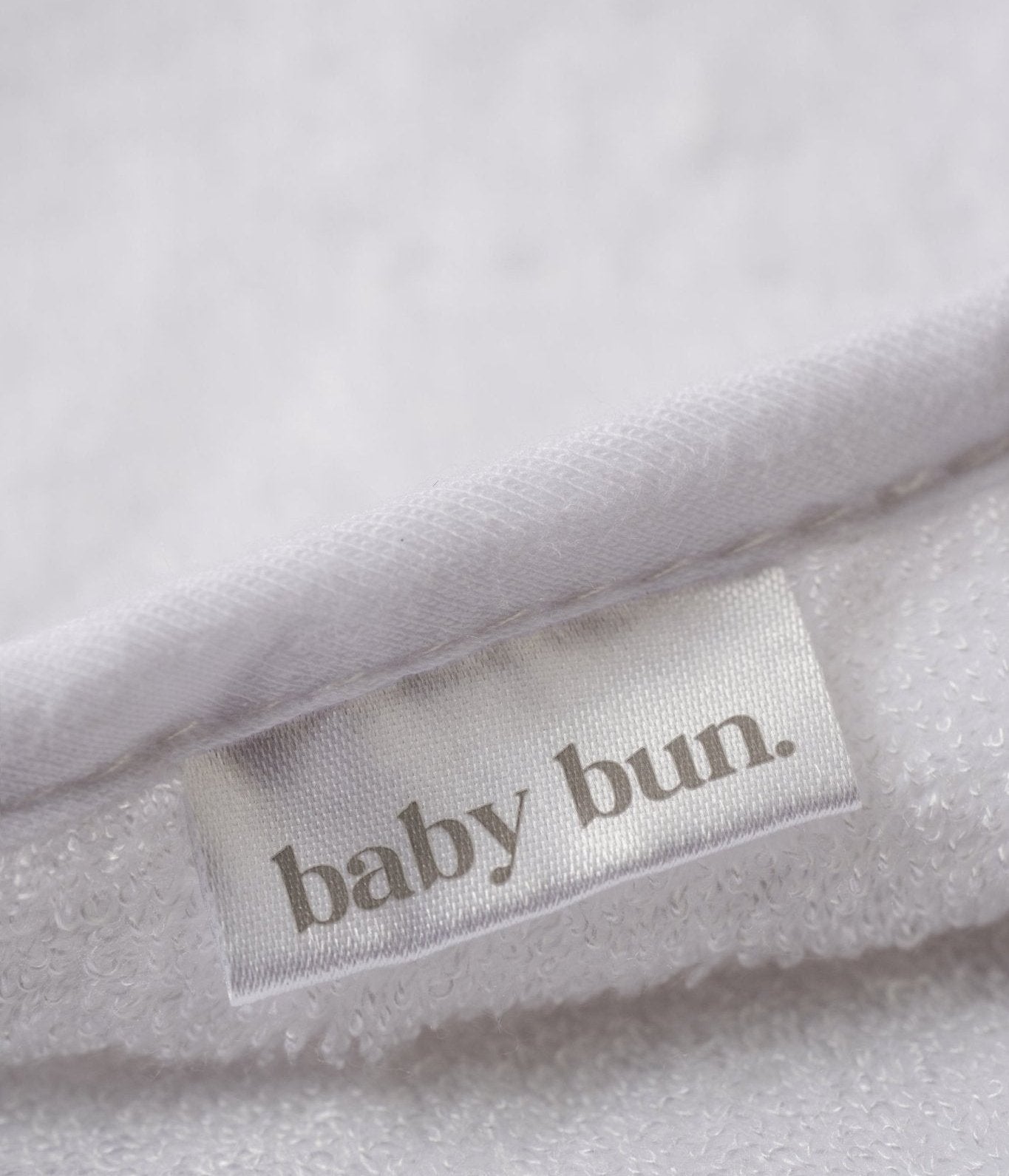 Luxurious Bamboo Hooded Towel (Dreamy Rose)